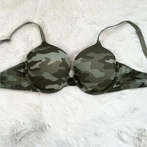 VS PINK Wear Everywhere Lightly Lined Bra Campo size 34D